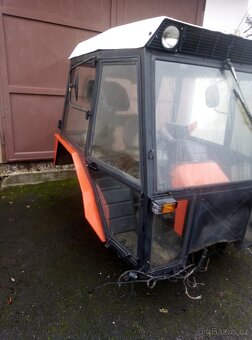 Kabina Zetor 7011,6011,5011,7045....Top stav - 11