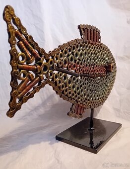 STEAMPUNK RECYCLE ART - 11