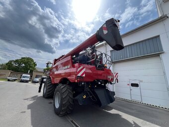 Sklízecí mlátička Case IH AF8250 - 11