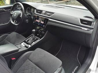 Škoda Superb 4x4 Sportline 2.0 TDi 140kW DSG - 11