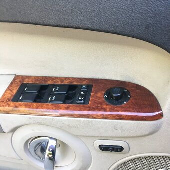 Jeep Commander 3.0 CDi - 11
