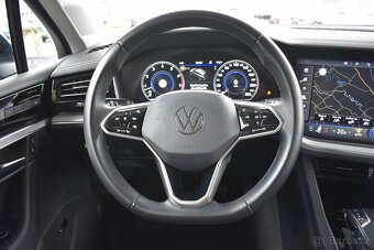 Volkswagen Touareg 3.0TSi.RLINE.BLACK.TAŽNÉ.AIR.SERVIS VW - 11