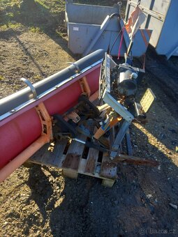 Nissan navara d22 valník - 11