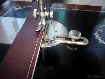 PŘENOSNÝ šicí stroj BOBBIN na KŮŽI - 220 V - 11