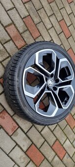 Alu kola 5x112 R19" zimní pneu - Octavia 4 - 11