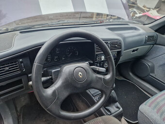 R 19 II Cabrio tažné bez ECO - 11