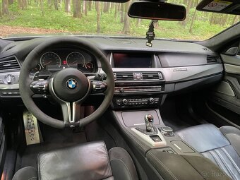 BMW M5 F10 30 Jahre - 11