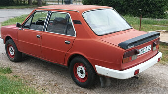 Škoda 120L , r.v. 1982 najeto 129000km - 11