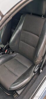 Opel tigra 1.8 92kW - 11