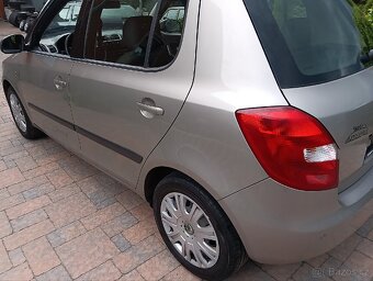 Škoda fabia 1.2 htp-51kw,org.km,po stk,top výbava,r.2009 - 11