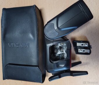 Sony Minolta blesky - 11