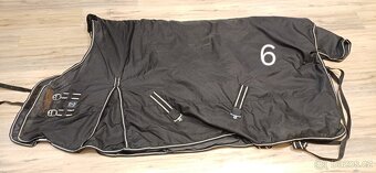 Prodám více výběhových dek na koně - 11