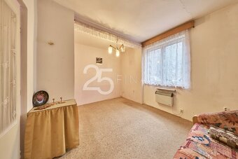 Prodej rodinného domu s velkou zahradou v obci Havlovice, ok - 11