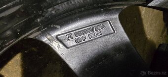 Nová zimní sada MB E (W213), 245/45/18 + 275/40/18- zašlu - 11