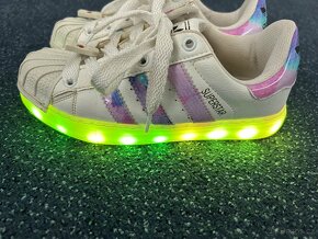 Adidas - 11