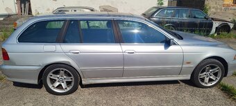 BMW E39 525D Touring manuál - 11
