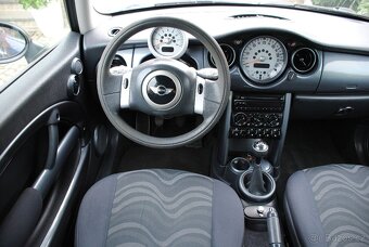 MINI ONE 1.6 66kW - klimatizace - naj. 144 000km - 11