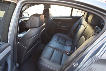 BMW Řada 5 528i F10/KŮŽE/NAVI/ČR/ČTĚTE/ - 11