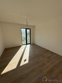 Prodej rodinného domu 150 m, pozemek 700 m - 11