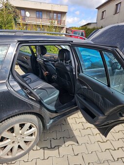 Mercedes w211 E500 4matic 5G tronic v kombíku - 11