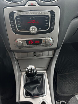 Ford Focus 1.6TDCi 80kW, RV 2010, Kombi, Alu, Klima - 11