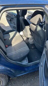 Prodej auto Ford Focus - 11