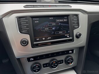 Volkswagen Passat 1.4 TSI 110kw, Výbava - 11