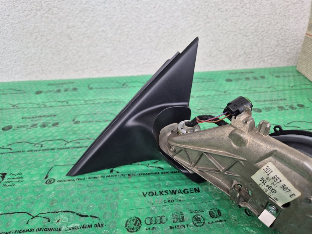 Škoda Superb I pouzdro levého vnějšího zpětného zrcátka - 12