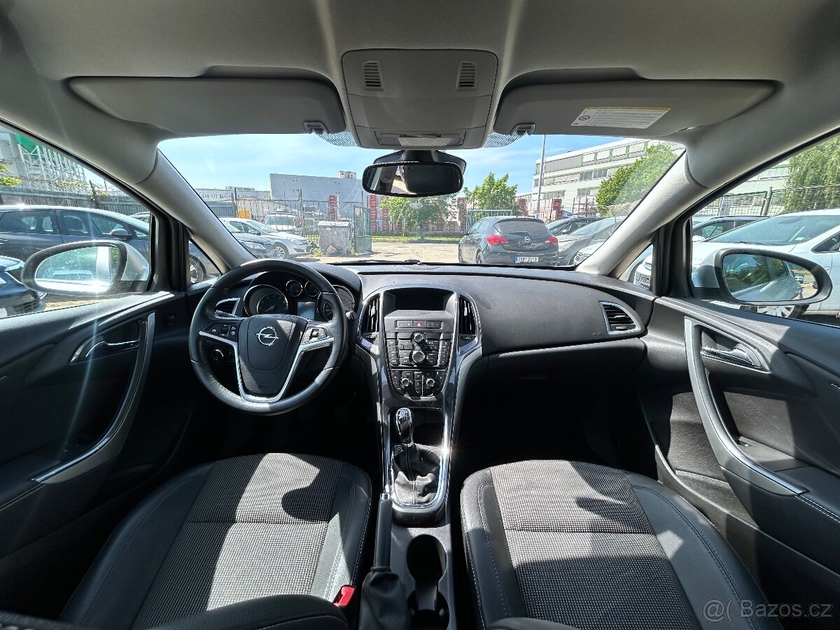 Opel Astra J TURBO, najeto 122.612 km, 1. majitel - 12