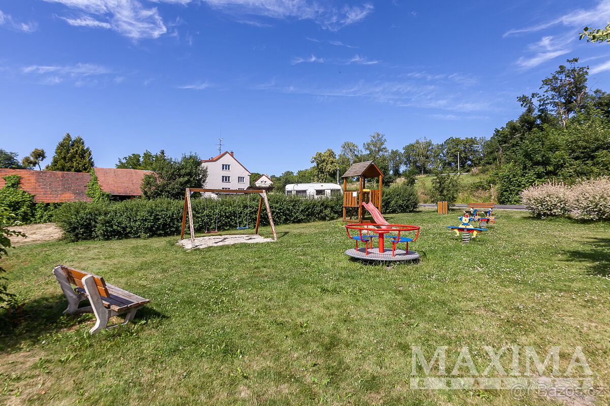 Pozemek o ploše 1175 m2 - Stranný, Stranný - 12