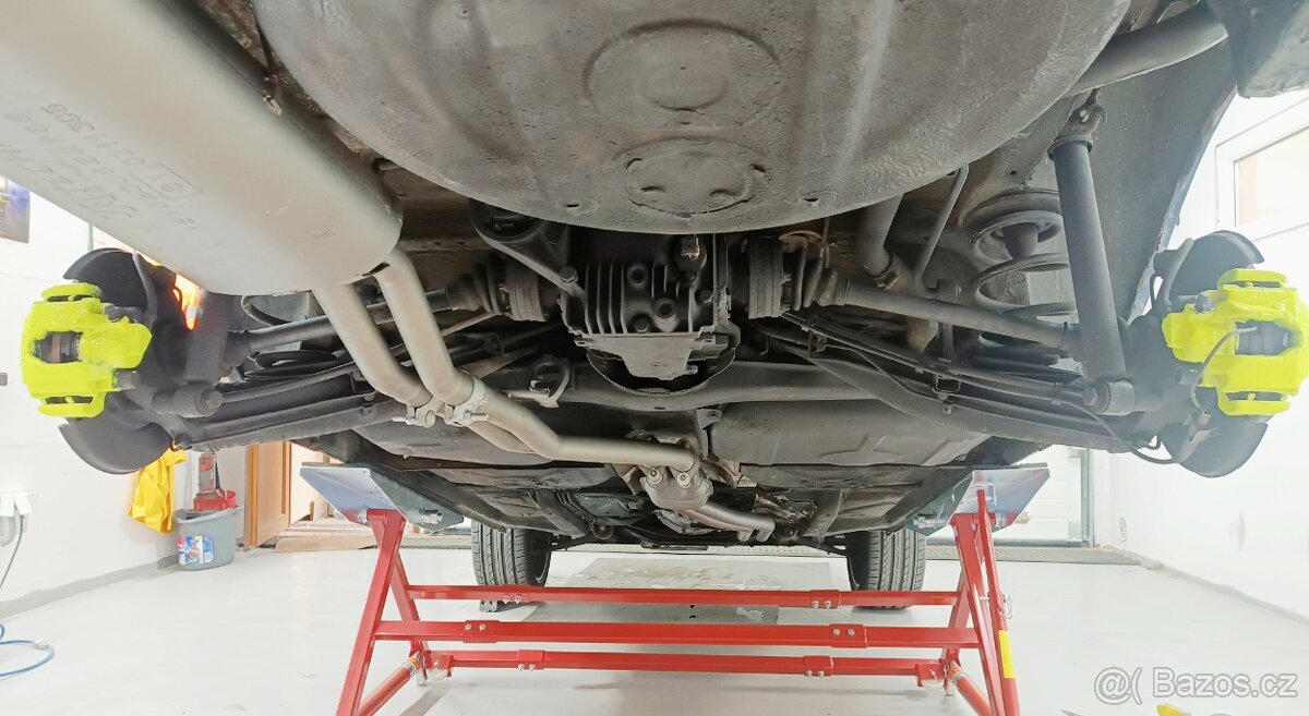 BMW E30 325i cabrio - 12