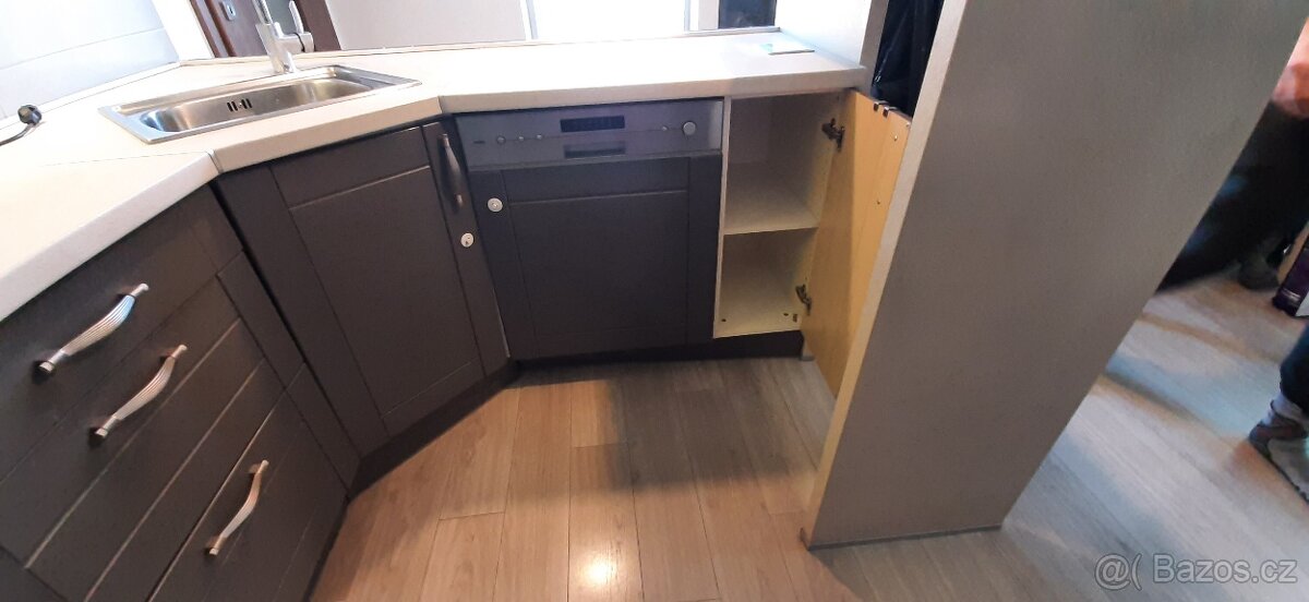 Kuchyňská linka - 12