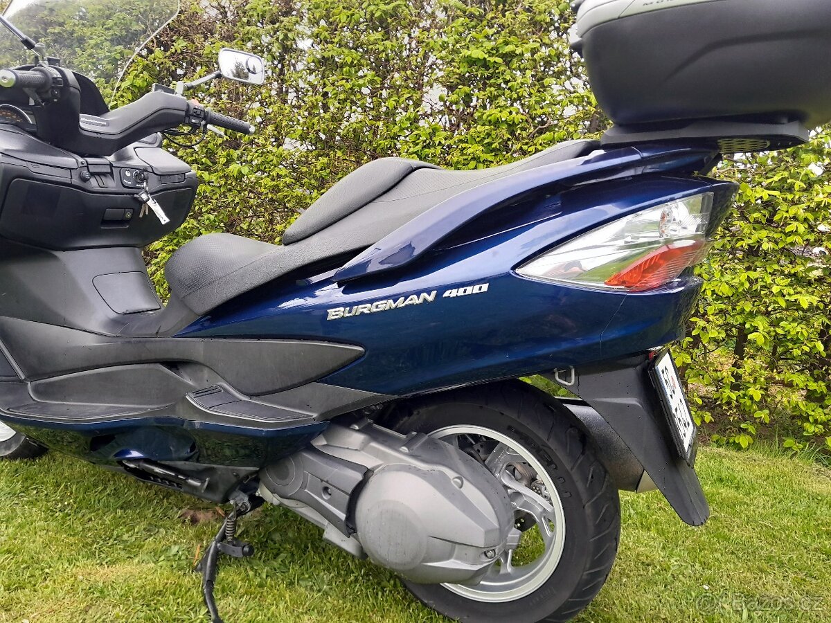 Suzuki Burgman 400i - 12