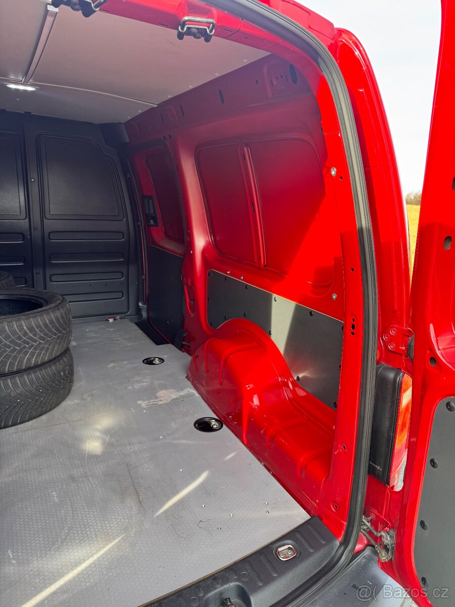 Volkswagen Caddy Long 2.0TDI ,4x4 , 2019 - 12