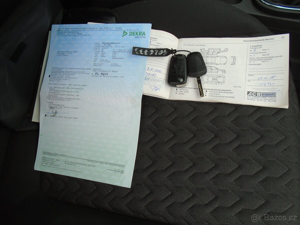Opel Corsa 1.4 - 12