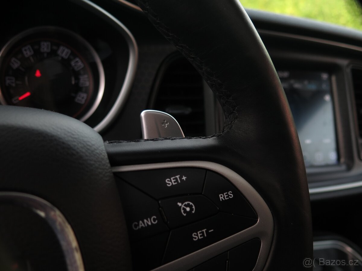 Dodge Challenger, 3.6 V6 4x4 - DPH - SRT vzhled - 12