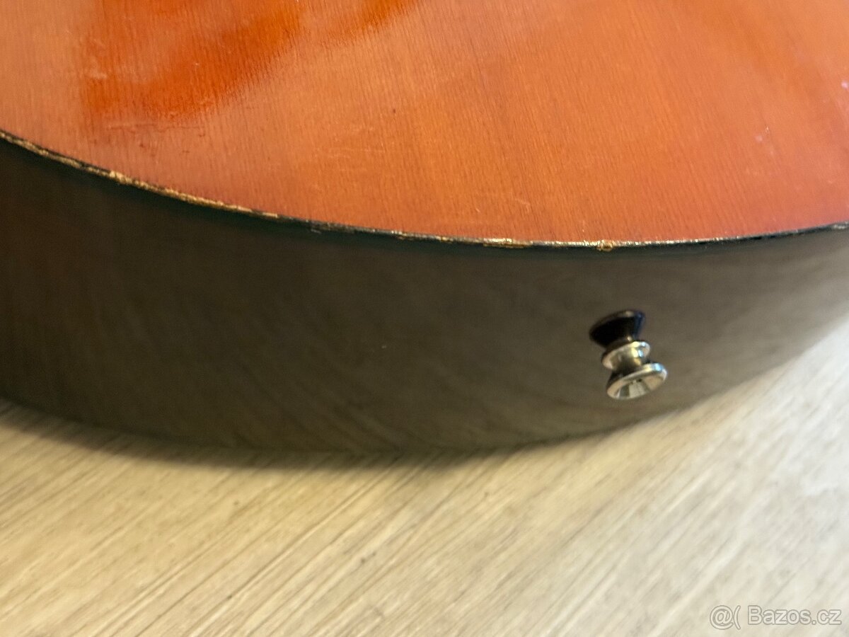 Klastická kytara Yamaha C40 se strapp buttons a pouzdrem - 12