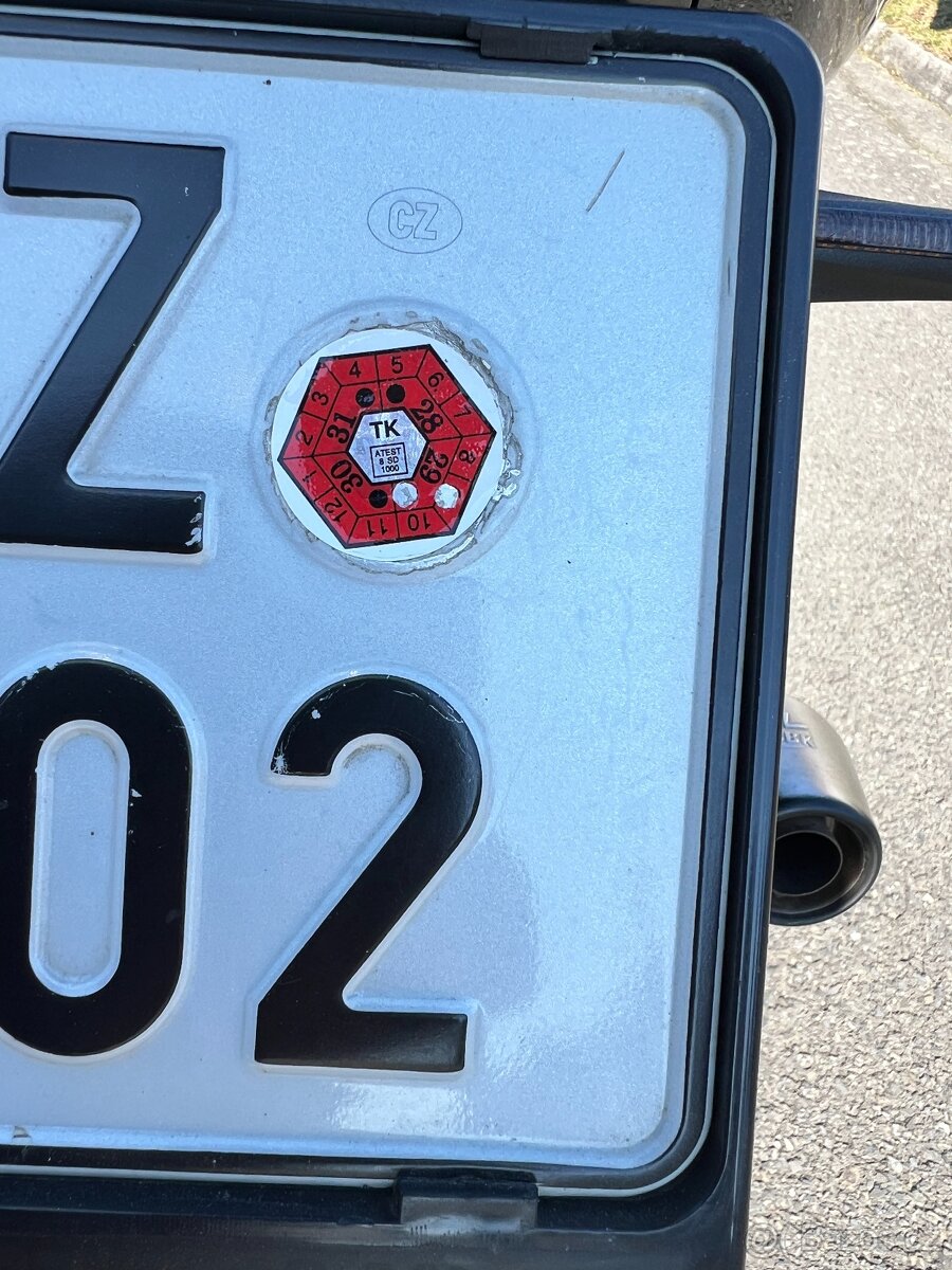 Kawasaki Z 1000 - 12