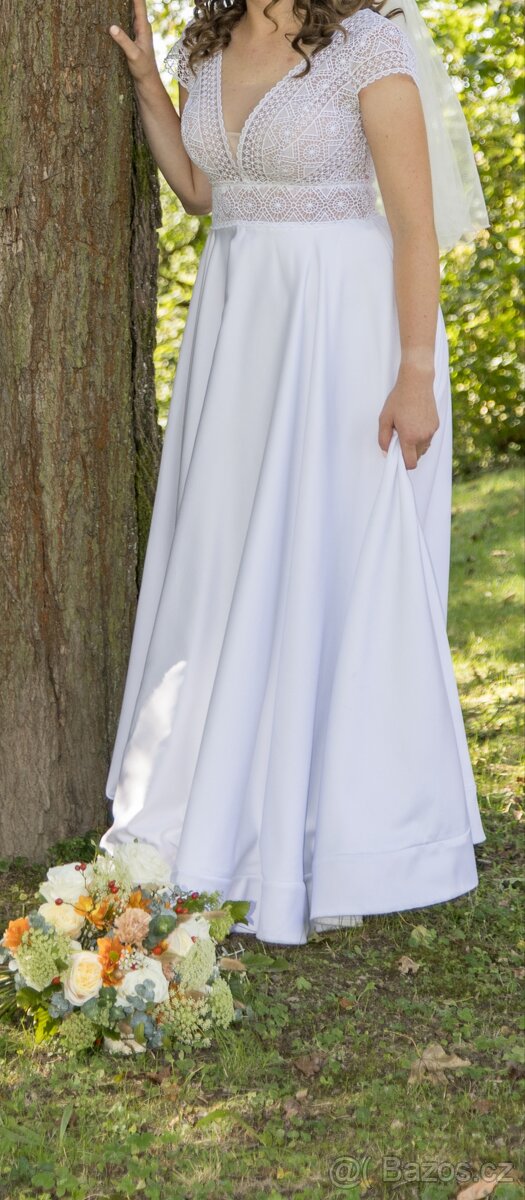 Svatební šaty - 12