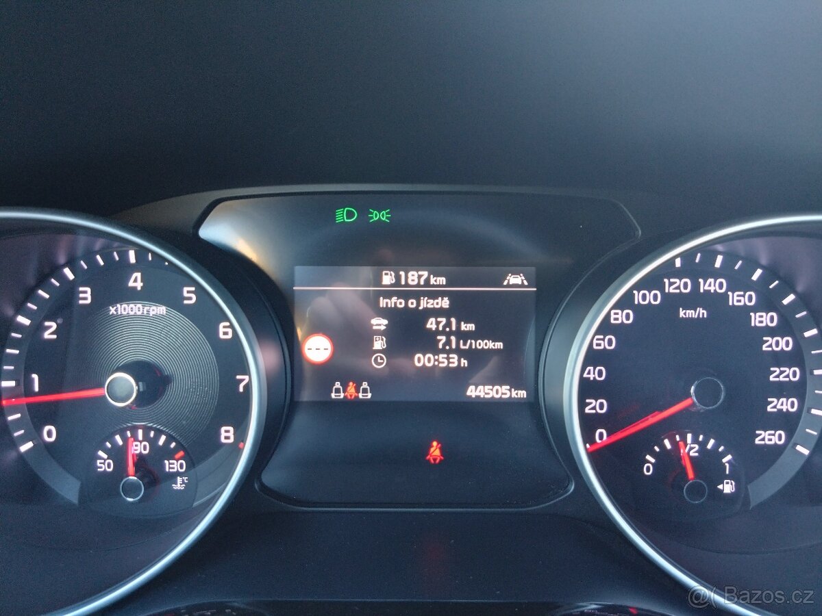 Kia ProCeed GT 1.6 T-GDI - 12