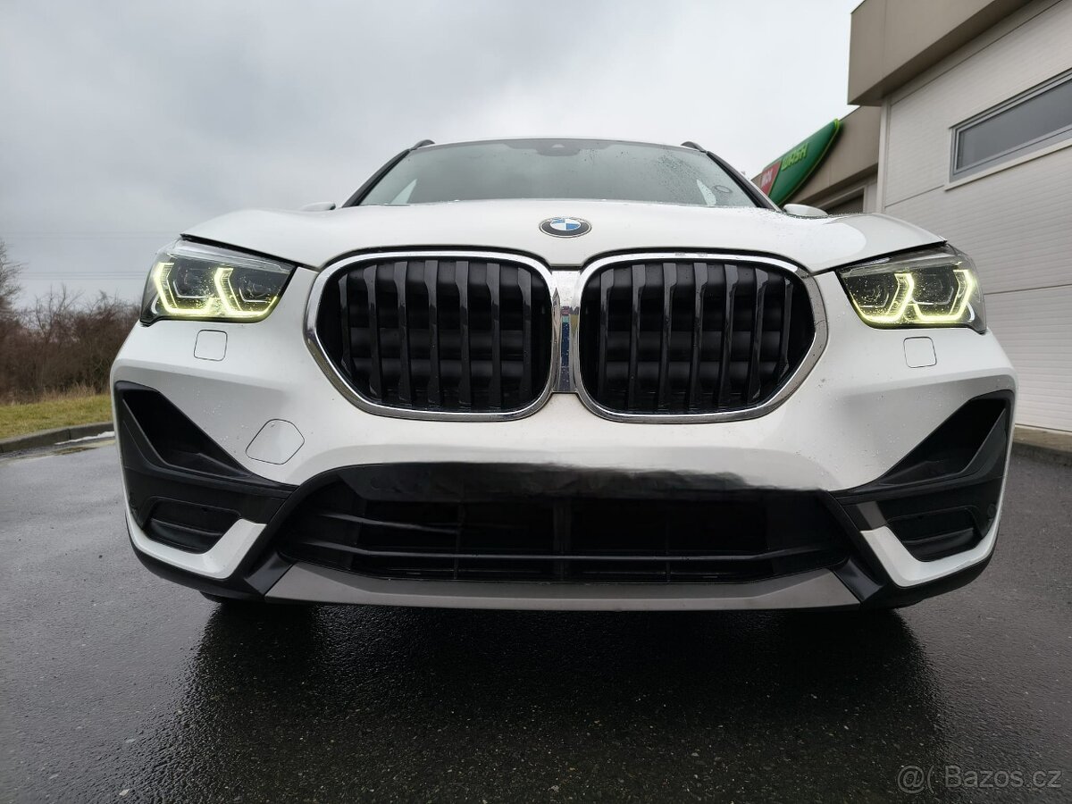 BMW X1 sDrive 18i - 12