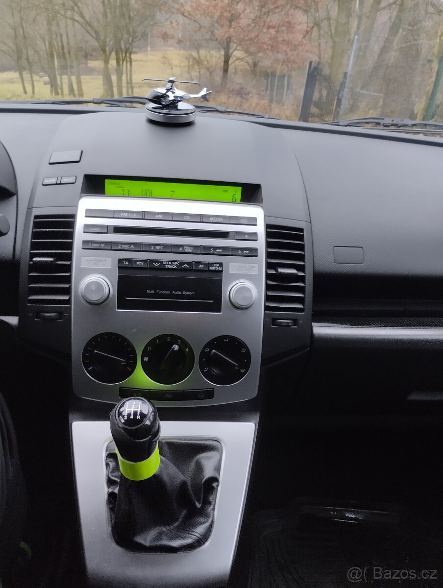 Mazda 5 - 12