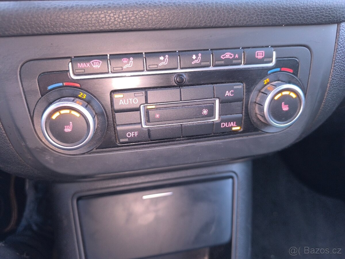 Volkswagen Golf Plus, 2.0TDI,KRÁSNÝ,VÝBAVA,JEN135TKM - 12