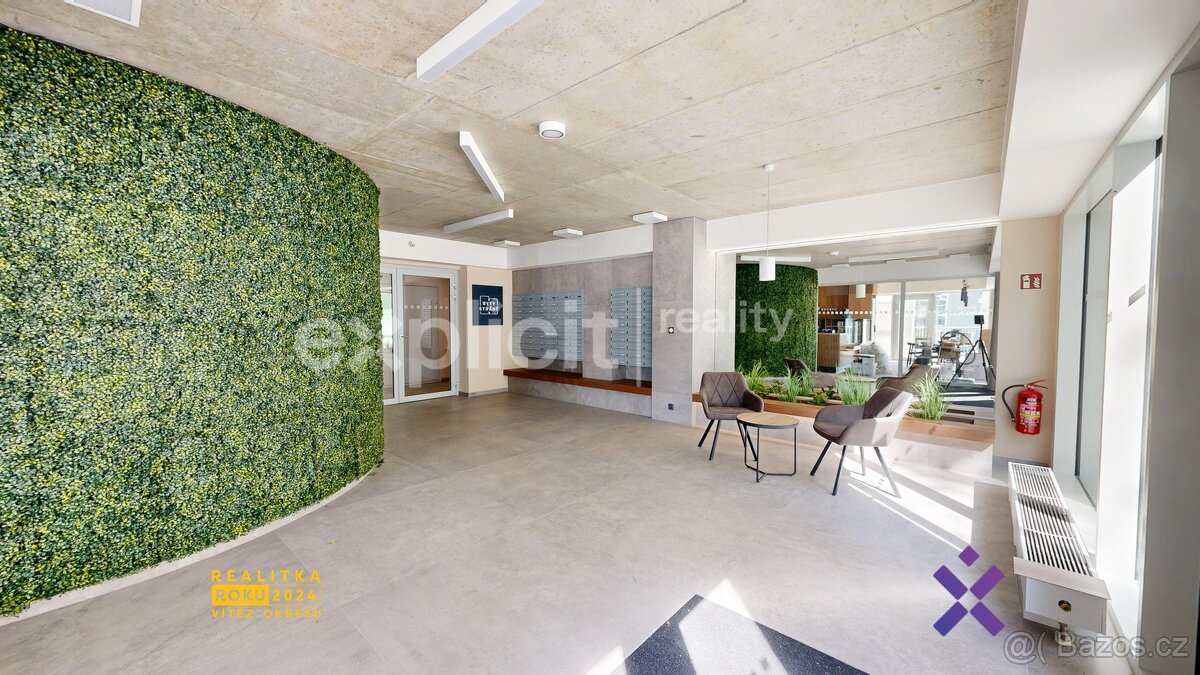 Pronájem bytu 1+kk 33,5 m² s garážovým stáním, Nad Stráněmi - 12