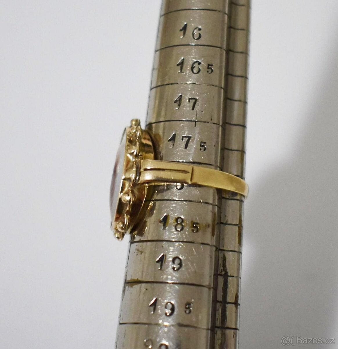 Starožitný zlatý dámský prsten - 12