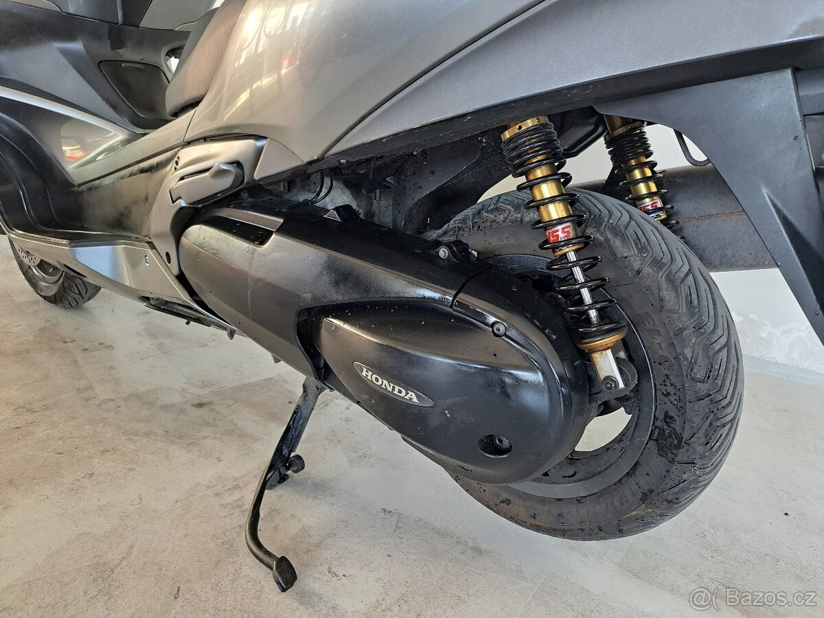 Honda Silver Wing 400 ABS - 12