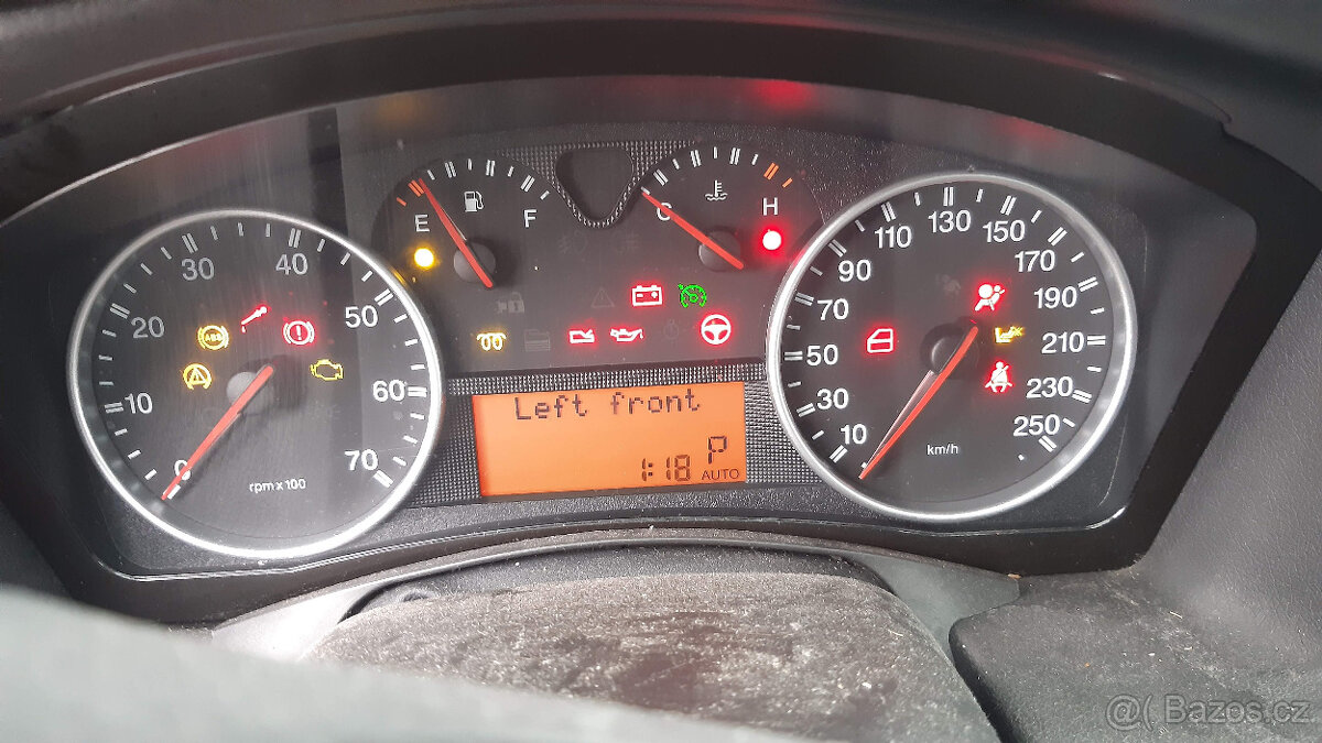 Fiat Croma 1,9JTD 88kW Combi, rok 2006 - dily - 12