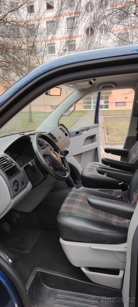 Volkswagen transporter t5 1.9TDI - 12