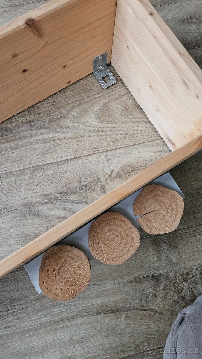 Police letadlo, kamion - 12