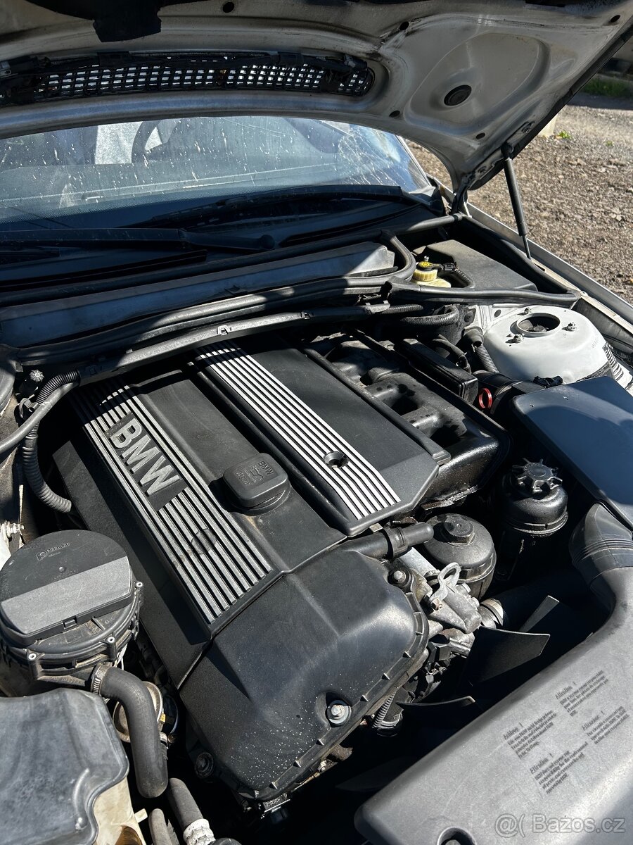 Bmw e46 320i 125kw - 12